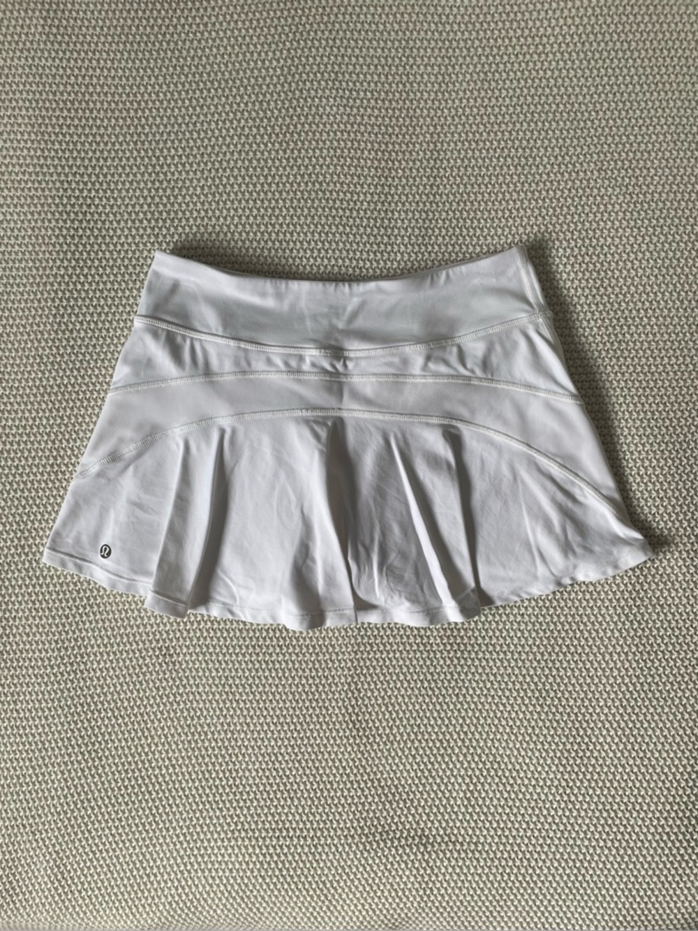 Lululemon White Ace Skirt / Skort - Picture 2 of 9
